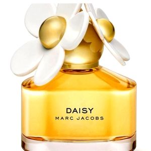 DAISY MARC JACOBS 7 fluid ounce bottle, NEVER USED.